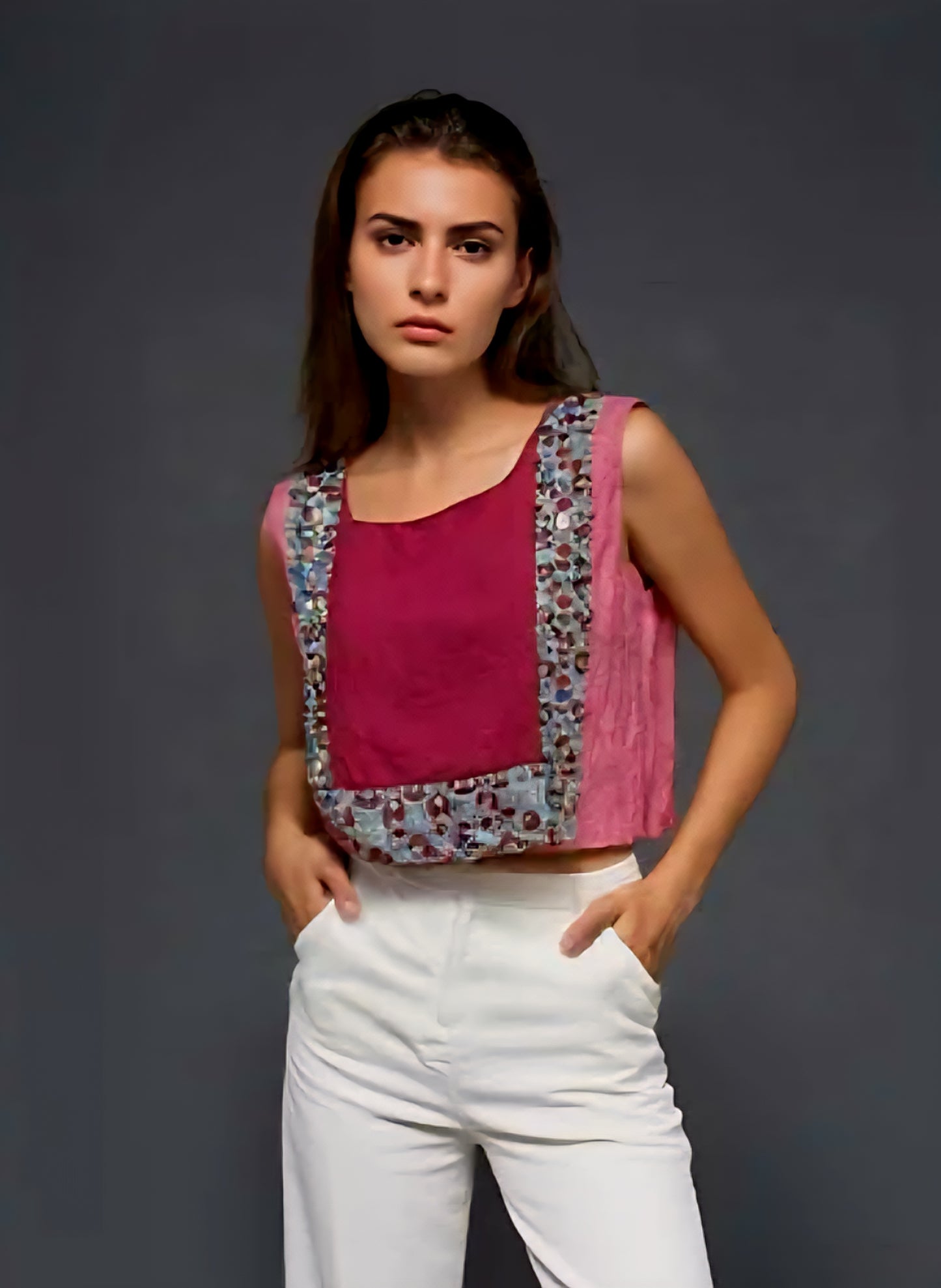 Merah Muda Sleeveless Shirt - Openings Promo