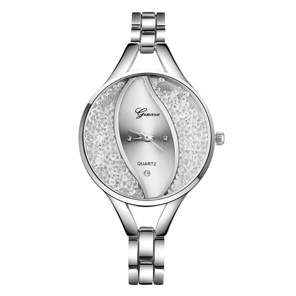 Fashionable Quartz Watch and Bracelet Set for Women
