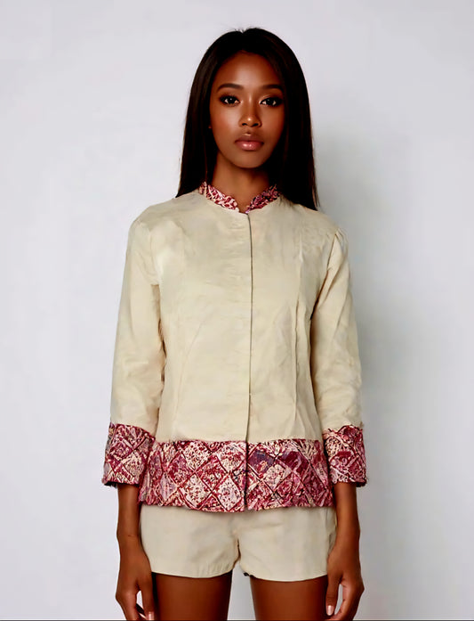 Tabee Blouse with Short Sleeve