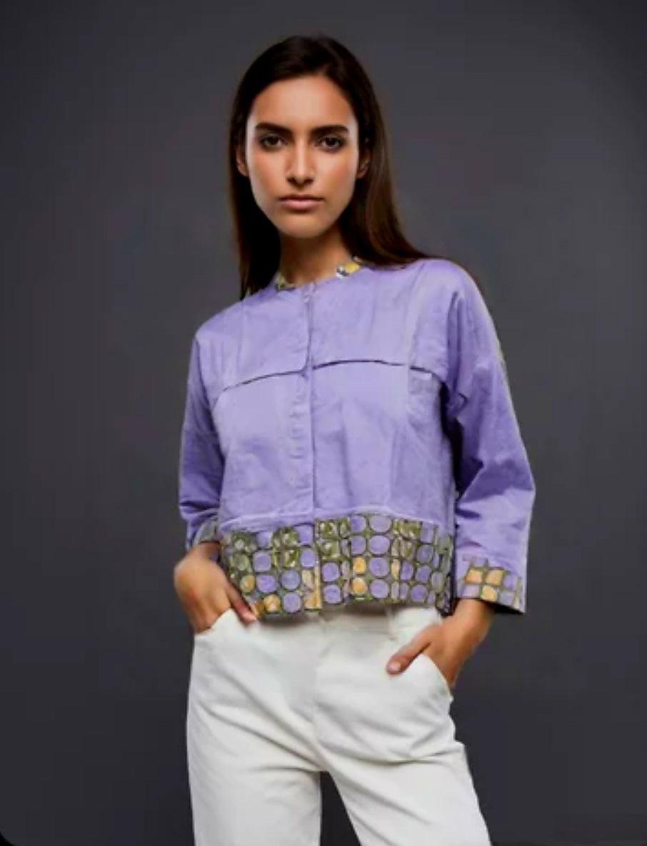 Blus Hati Hati Lengan Pendek
